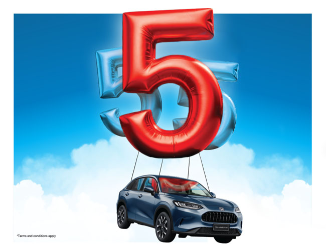 A honda floating view 3x '5' balloons